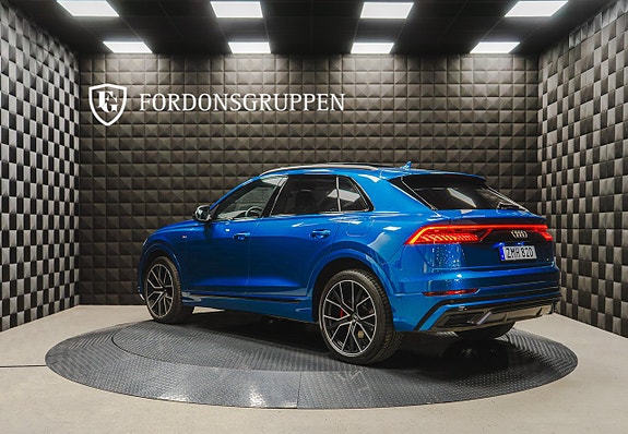 Audi Q8 3 of 25