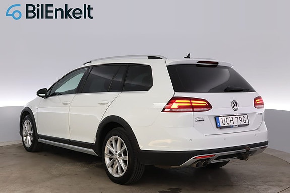 Volkswagen Golf Alltrack 6 of 30