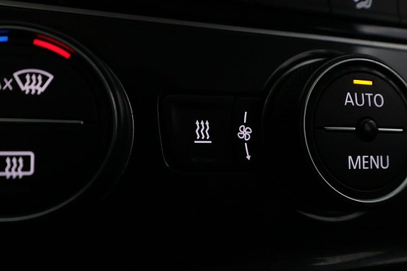 Volkswagen Golf Alltrack 23 of 30