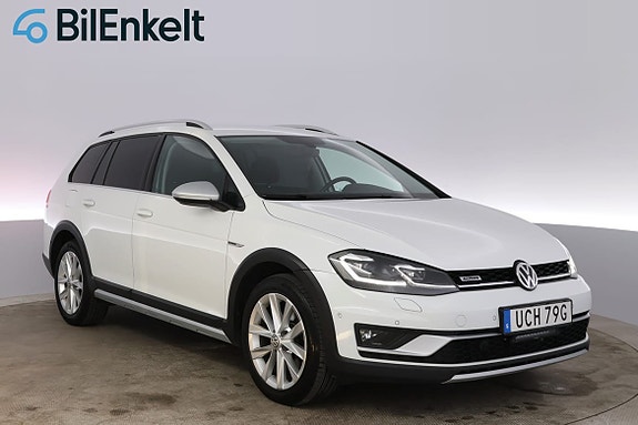 Volkswagen Golf Alltrack 2 of 5