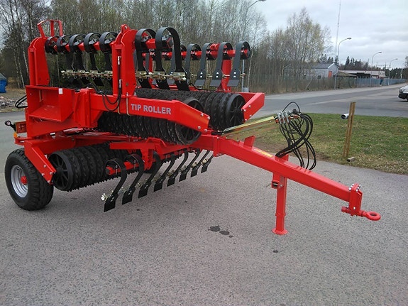 Heva Tip Roller 6,3m ringvält & Heva 7m Bogserad harv