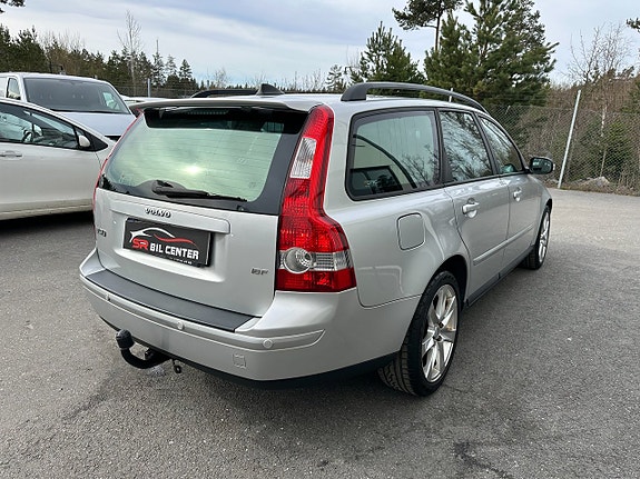 Volvo V50 5 of 5