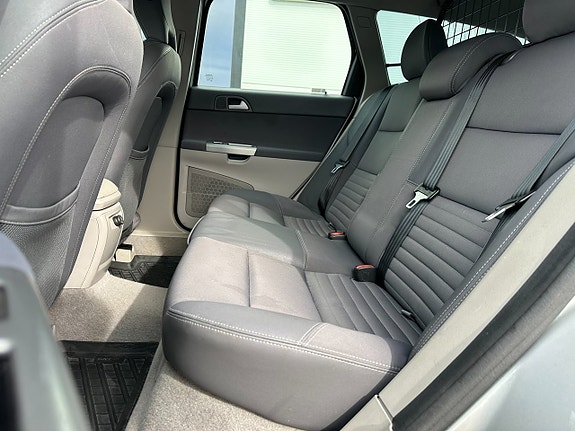 Volvo V50 16 of 17