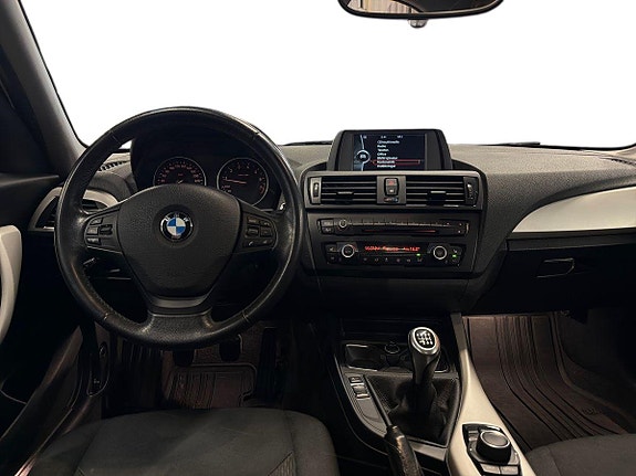 BMW 118i 10 of 17