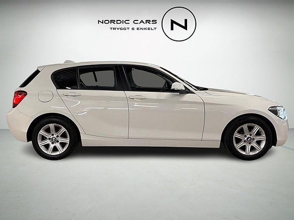 BMW 118i 5 of 17
