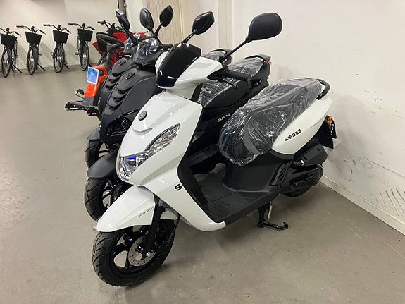 Peugeot Kisbee Icy white