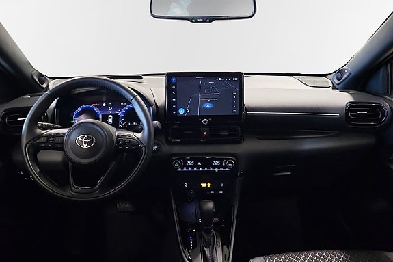 Toyota Yaris 3 of 5