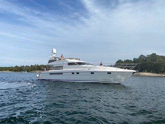 Fairline Squadron 56 -94 utöver det vanliga *VIDEO