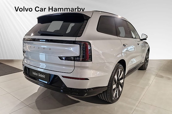 Volvo EX90 5 of 5