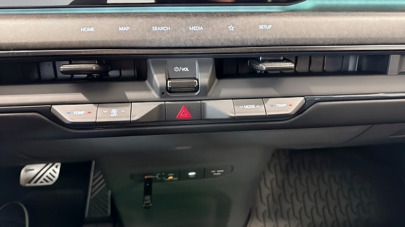 Kia EV9 12 of 20