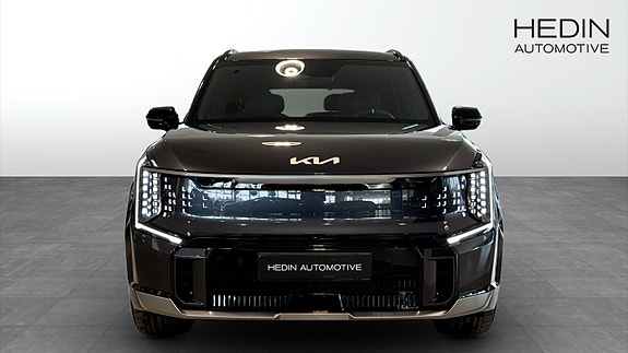 Kia EV9 8 of 20