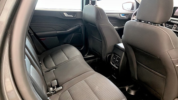 Ford Kuga 5 of 5