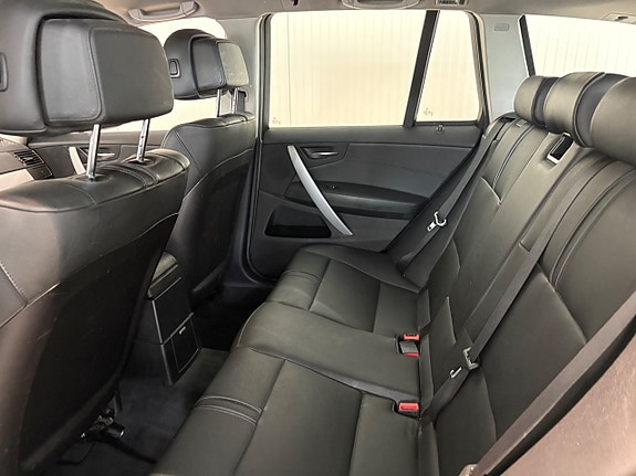 BMW X3 16 of 18