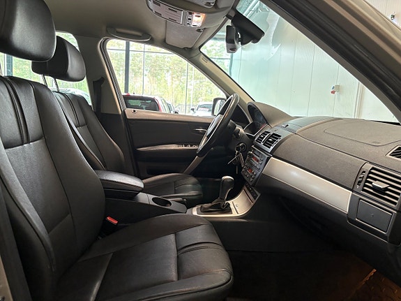BMW X3 13 of 18