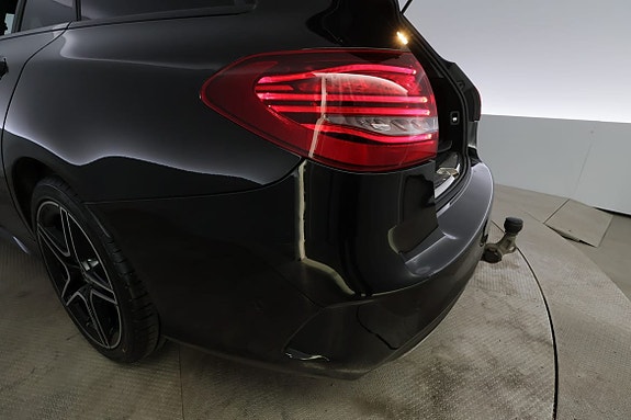 Mercedes-Benz C220 7 of 30