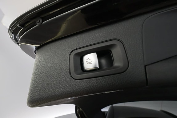 Mercedes-Benz C220 9 of 30