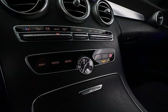 Mercedes-Benz C220 23 of 30