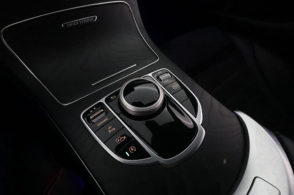 Mercedes-Benz C220 21 of 30