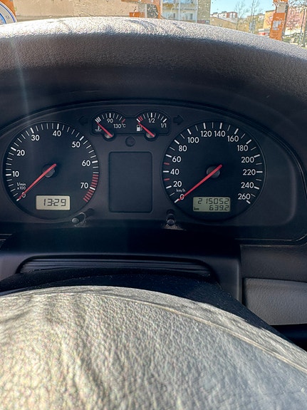Volkswagen Passat 6 of 7