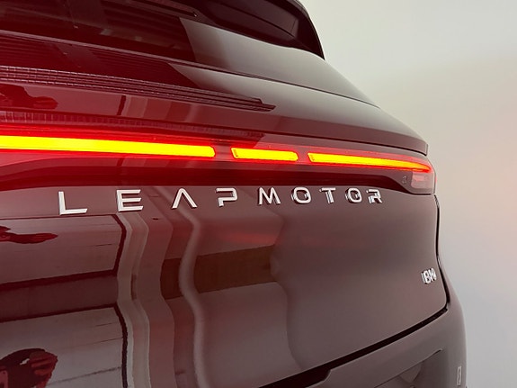 Leapmotor B10 4 of 5
