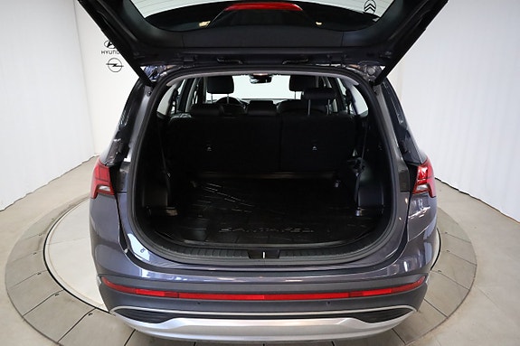 Hyundai Santa Fe 14 of 28