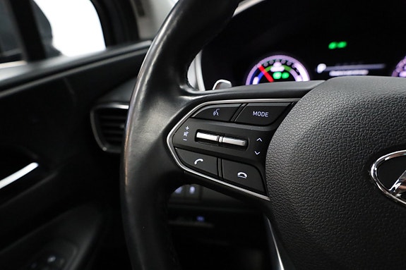 Hyundai Santa Fe 24 of 28
