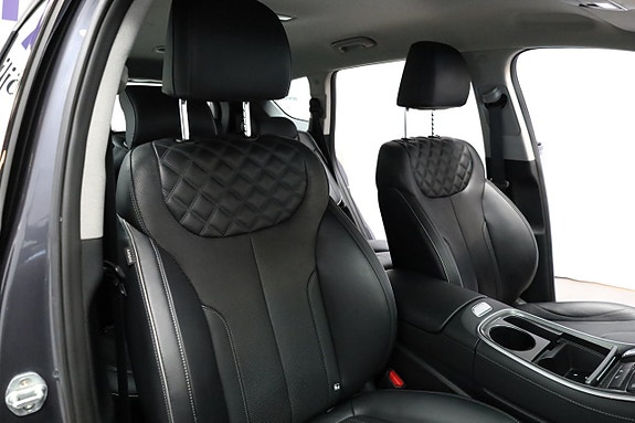 Hyundai Santa Fe 22 of 28