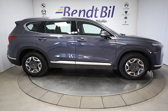 Hyundai Santa Fe 17 of 28