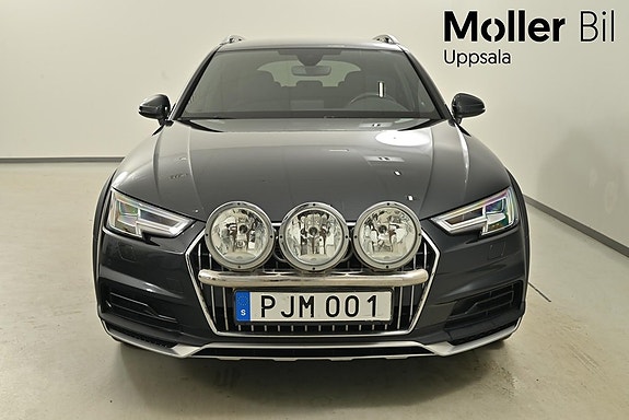 Audi A4 allroad 2 of 5