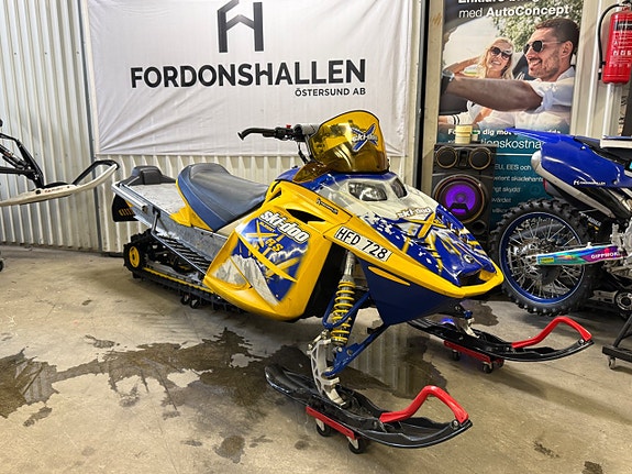 Ski-Doo Summit 800R  X-RS Powertek 151" Klassiker 450:-/mån Frakt -07