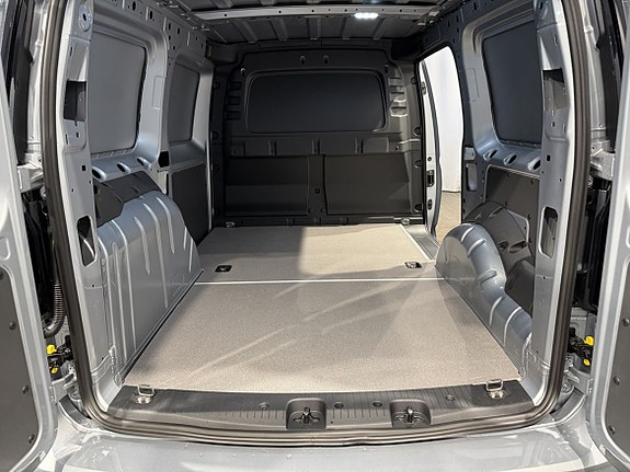 Volkswagen Caddy Maxi 13 of 17