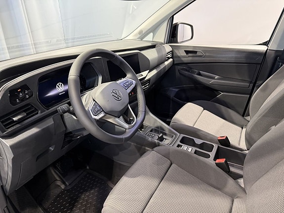 Volkswagen Caddy Maxi 3 of 5