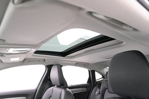 Volvo S90 19 of 27