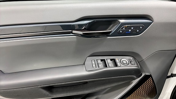 Kia EV9 17 of 20