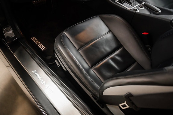 Mercedes-Benz SLK55 15 of 27