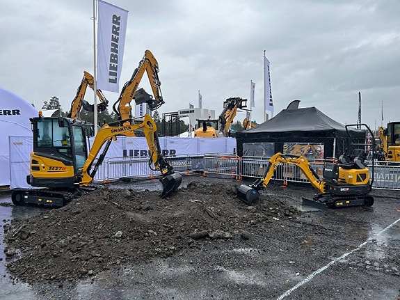 SHANTUI minigrävare SE27SR inkl Engcon rotortilt 10 of 10