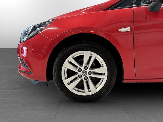 Opel Astra 14 of 15