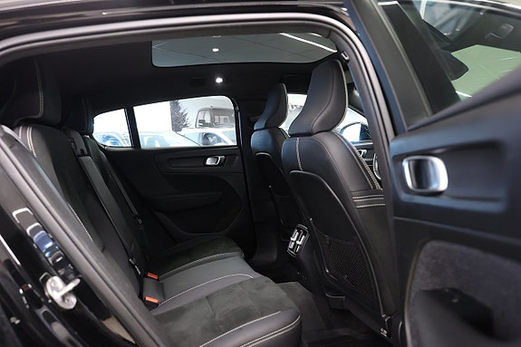 Volvo C40 13 of 23