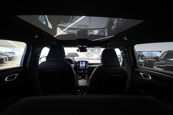 Volvo C40 12 of 23