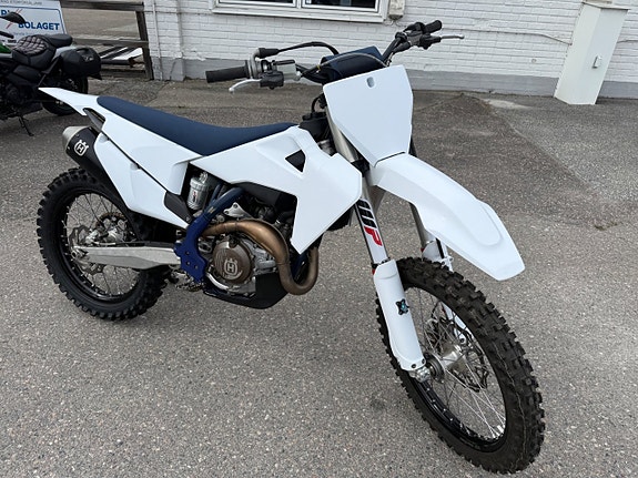 Husqvarna Fc 450 2 of 3
