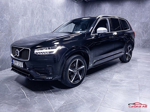 Volvo XC90 3 of 5