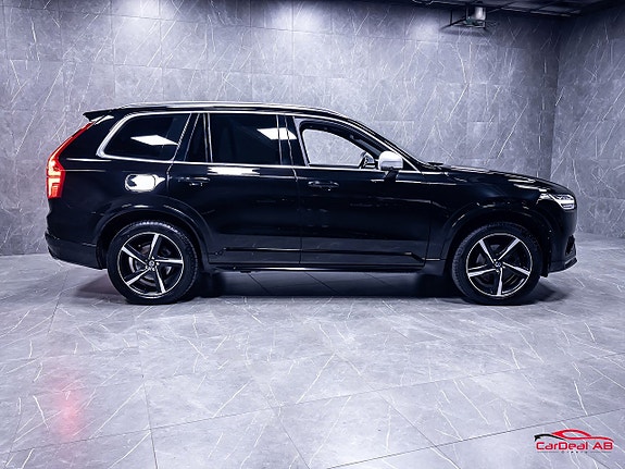 Volvo XC90 8 of 30