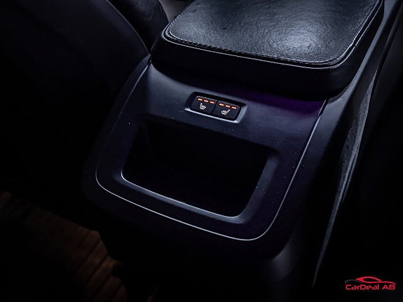 Volvo XC90 17 of 30