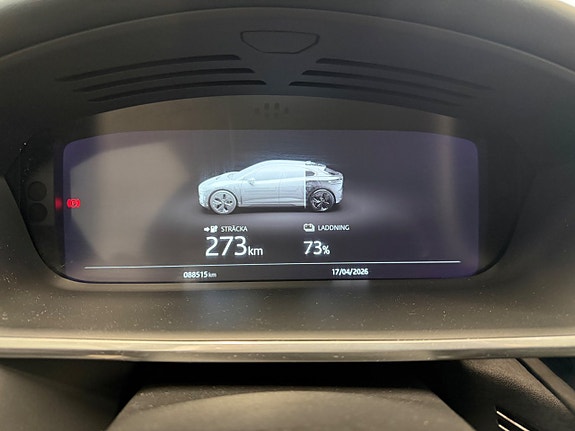 Jaguar I-PACE 17 of 18