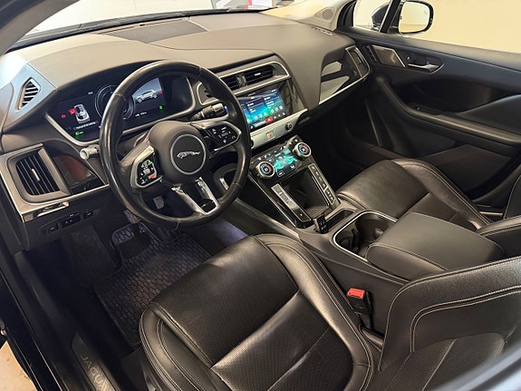 Jaguar I-PACE 8 of 18