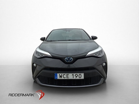 Toyota C-HR 2 of 5