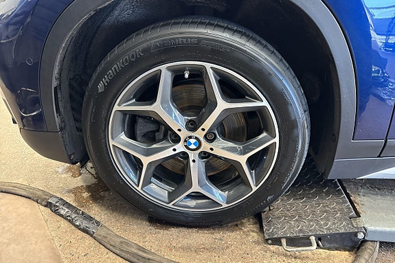 BMW X1 10 of 19