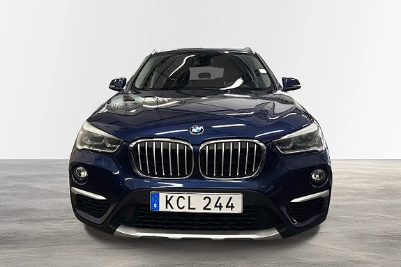 BMW X1 2 of 5