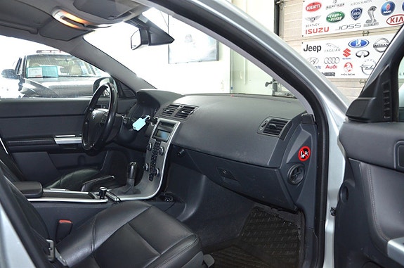 Volvo V50 5 of 5