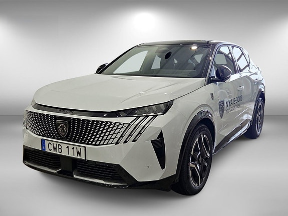 Peugeot e-3008